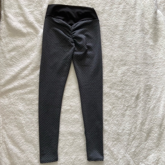 SOLD ON MERCARI - Picture 5 of 13